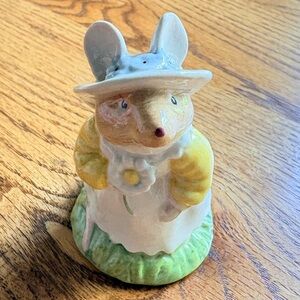 VTG 1982 Royal Doulton Primrose Woodmouse Figurine Beatrix Potter nursery